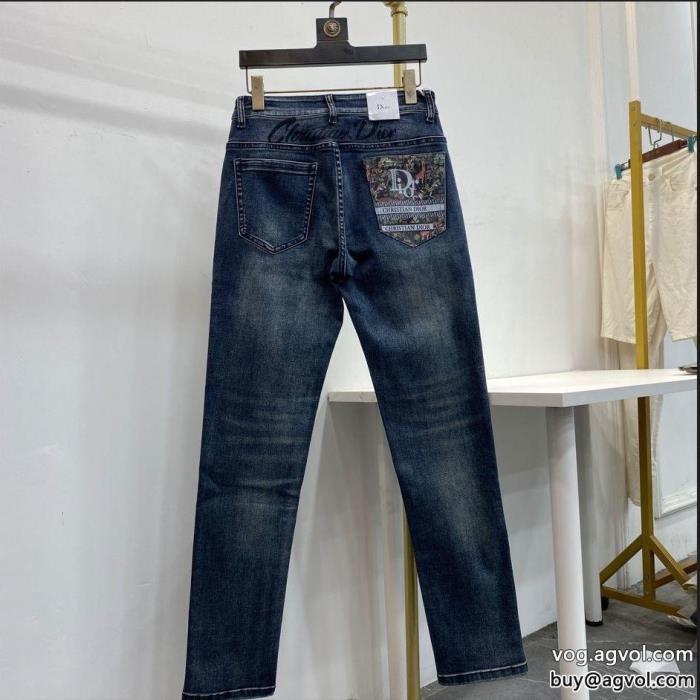 DIORジーンズ上品な印象に格上げ高級感のあるデザインコピー 品 販売_0_2