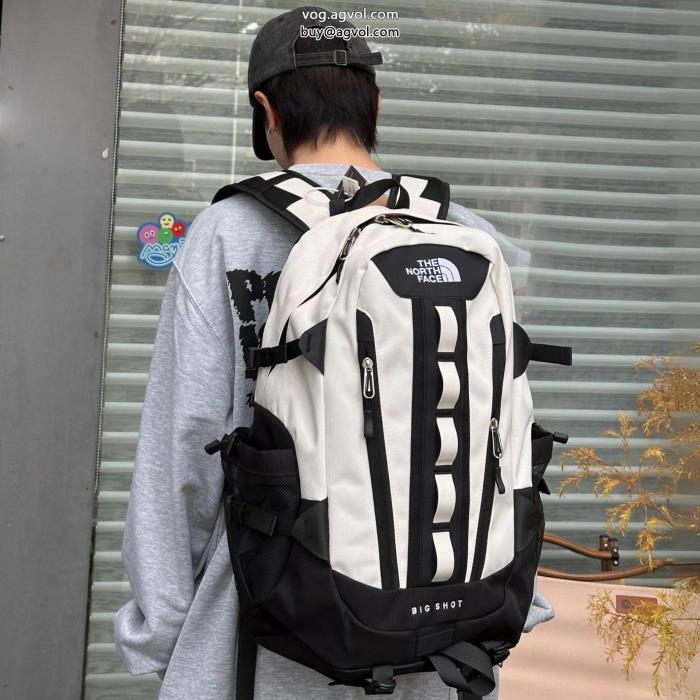 先行販売鮮度が手に入るシュプリームブランド コピー 着払いショルダーバッグ_0_0