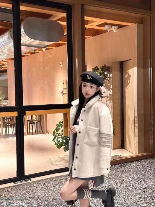 コピー ブランド 優良人気の高さ激安通販完売間近トムブラウンコート_0_1