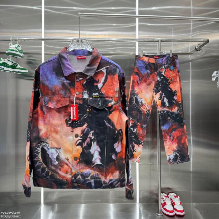 SUPREMEブランド フェイク限定生産品爽やかすぎない大人の印象にコート_0_1
