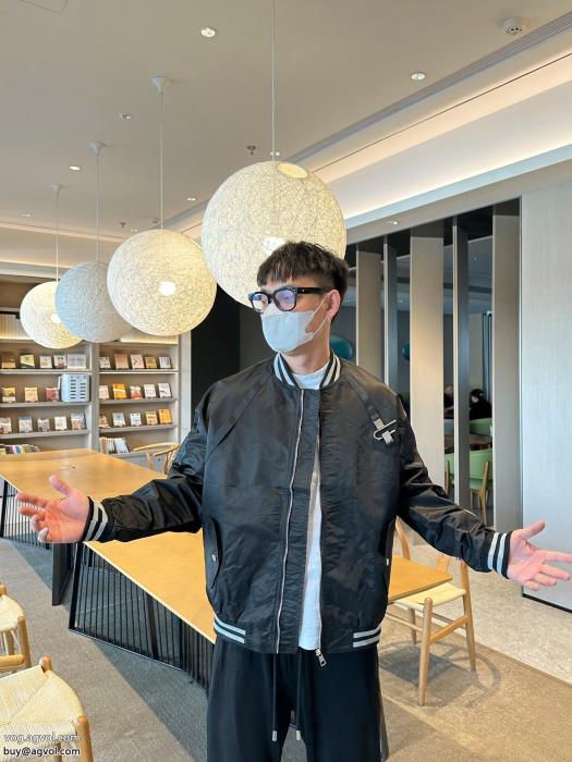 ジバンシーコピー 品 販売ジャケットお早めにNEW!国内完売_0_0