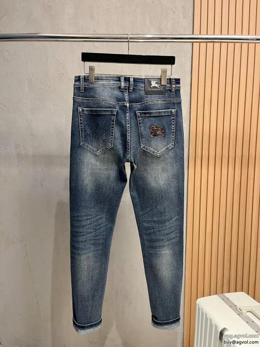 BURBERRY愛用ブランドヘルシー 抜け感重視ジーンズコピー 通販_0_3