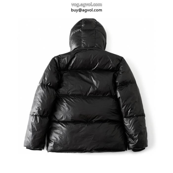 PRADAコピー 品 ブランド爽快感が絶妙にマッチ2024SSコレクションに新着ダウンジャケット_0_0