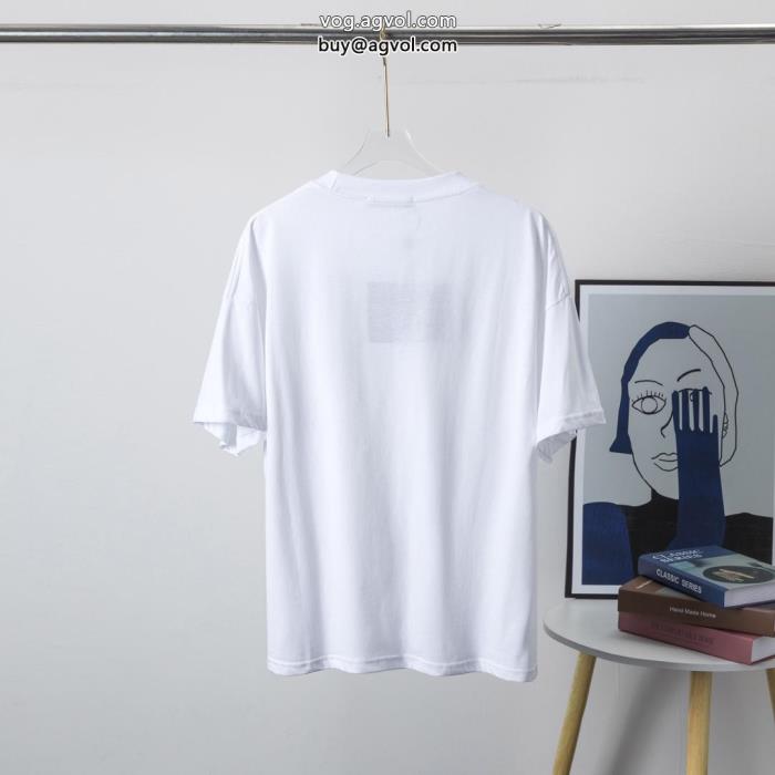 スーパー コピー ブランド 通販オシャレ上級者に幅広く使える半袖TシャツBURBERRY_0_1