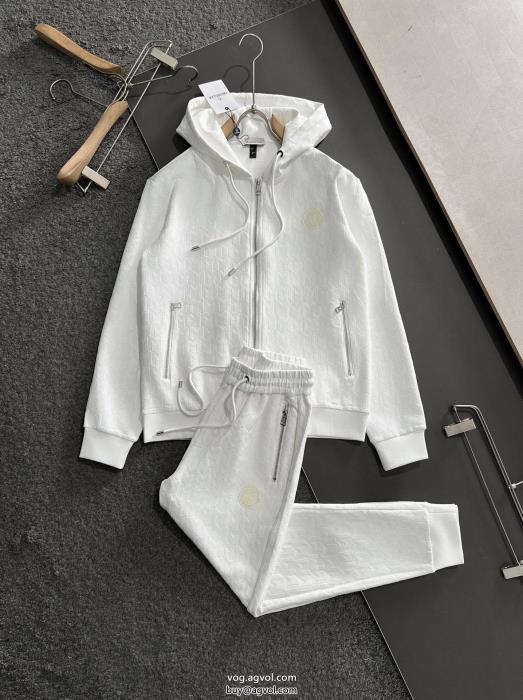 MONCLERセットこの夏は注目新作お洒落さんの愛用率が高いブランド コピー 安心_1_0