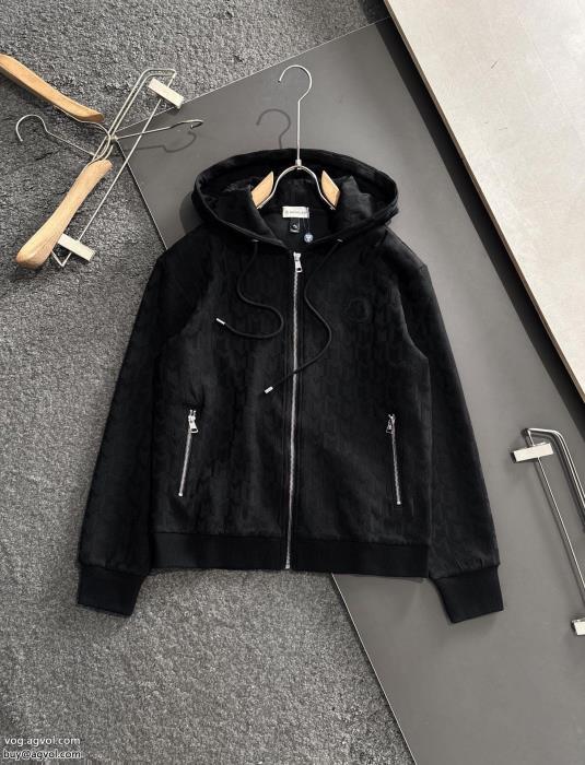 MONCLERセットこの夏は注目新作お洒落さんの愛用率が高いブランド コピー 安心_1_3