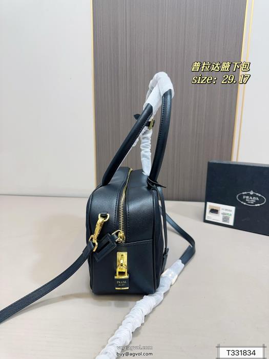 ブランド フェイクバッグ旬の気分を絶妙に今だけSALEPRADA_0_0