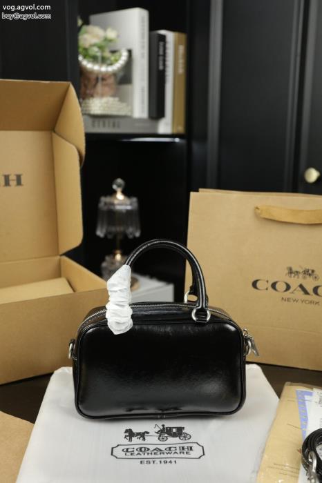 COACH最新の2024アイテムNEW!国内完売バッグコピー ブランド 通販_0_0