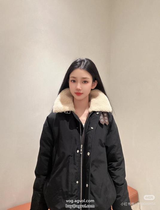 ダウンジャケットLOEWE今年らしい優秀アイテム上品な印象に格上げブランド フェイク_0_0