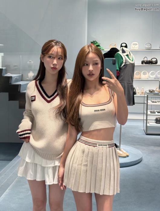 スーパー コピー ブランド大人の雰囲気たっぷり限定生産品セーターMIUMIU_0_4