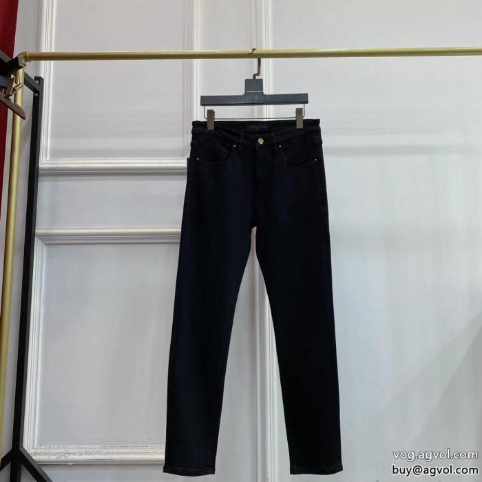 SS23注目スタイルセレブ愛用ジーンズスーパー コピー ブランドLOUIS VUITTON_0_3