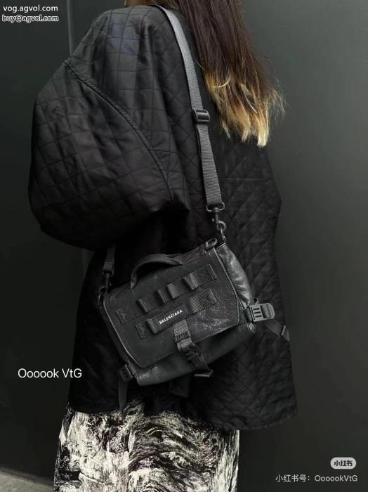 2024年春限定 永遠の定番岩ちゃん愛用balenciagaブランド 偽物バッグ_0_5
