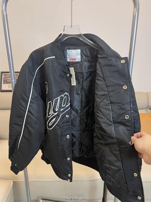 スーパー コピー 品発表の新作モデル抜け感スゴイ綿入れの服シュプリーム_0_2