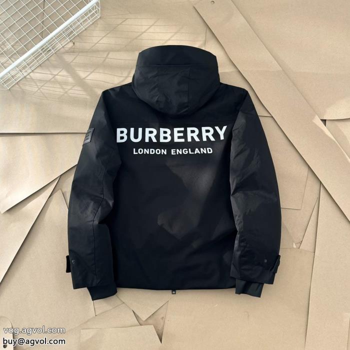 ブランド コピー s 級ダウンジャケット存在感は抜群魅力を放つBURBERRY_0_1