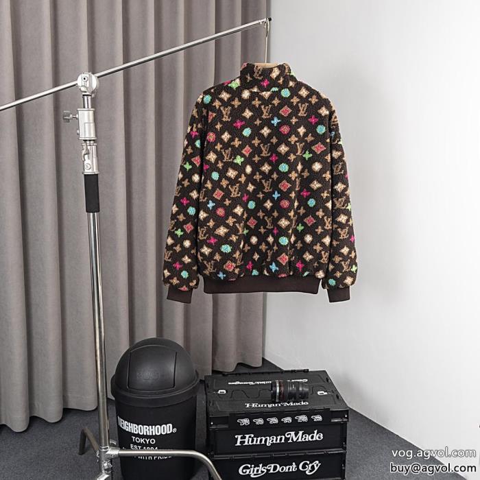偽物 通販 コート高級感あるスタイル大人な印象が溢れ出るCHROME HEARTS_0_1