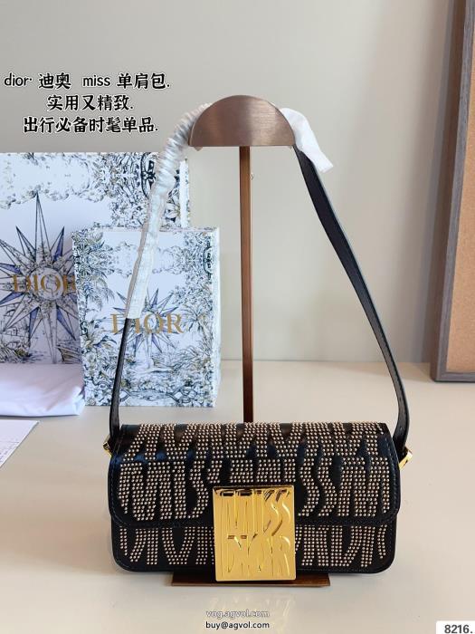 スーパー コピー 通販使い勝手の良さ使い勝手の良いバッグDIOR_0_1