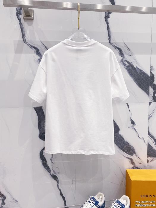MONCLER激安 ブランド半袖Tシャツ完璧なシルエット完売続出_0_2