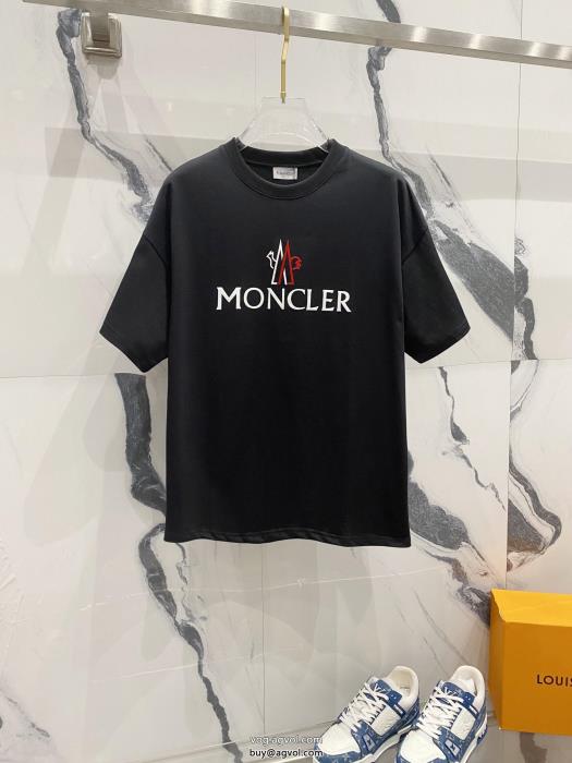 2024を感じさせる存在感は抜群半袖TシャツMONCLERコピー 通販_0_1