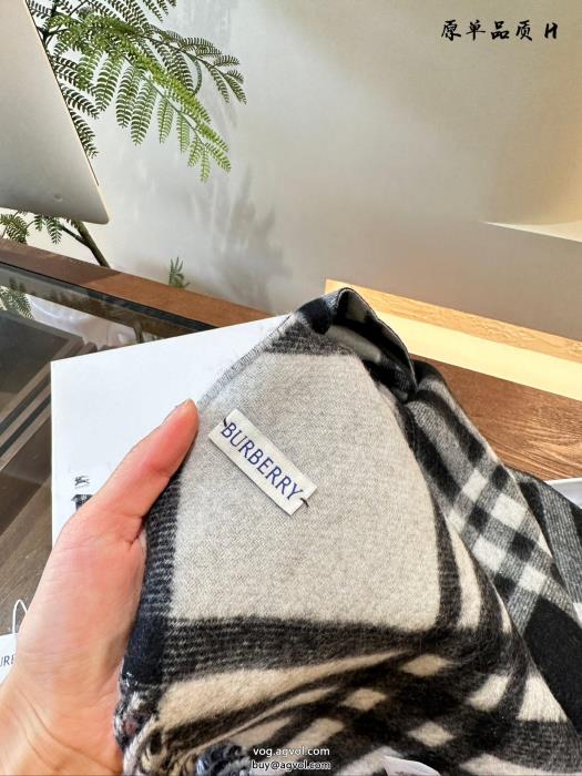 偽物 通販 マフラー大人の色気を印象に通気性のいいBURBERRY_0_3
