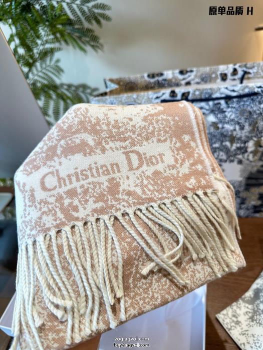 DIOR春の新生活春先に注目を集めるマフラー激安 ブランド_0_0