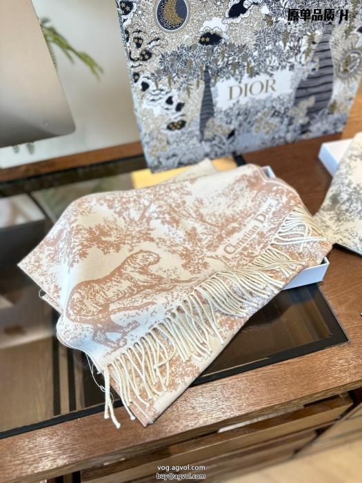 DIOR春の新生活春先に注目を集めるマフラー激安 ブランド_0_2
