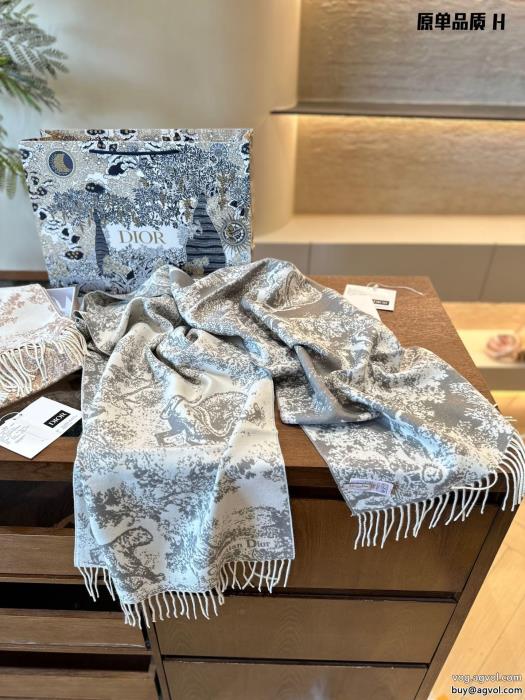 DIOR春の新生活春先に注目を集めるマフラー激安 ブランド_0_3