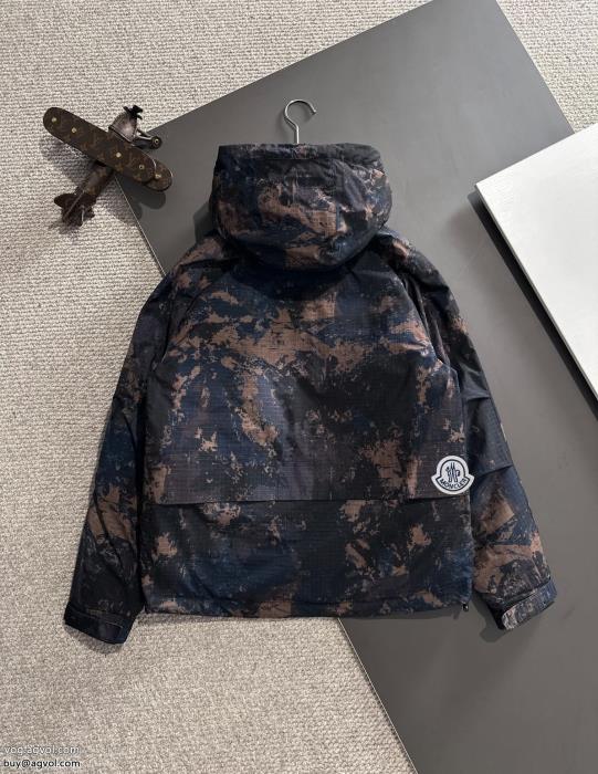 ダウンジャケット格好良いセンス抜群ブランド 激安FENDI_0_3