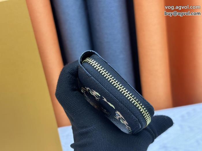 LOUIS VUITTON完売間近抜け感を出す財布スーパー コピー 販売_0_3