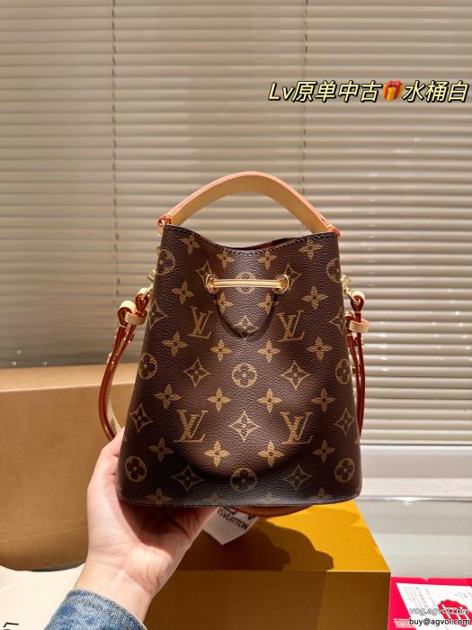 バッグLOUIS VUITTON雑誌掲載モード感の高い2024のスタイルブランド コピー_0_1