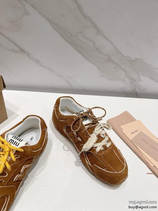 スーパー コピー ブランド 通販速達便発送高い品質を誇るMIUMIUスニーカー_0_0