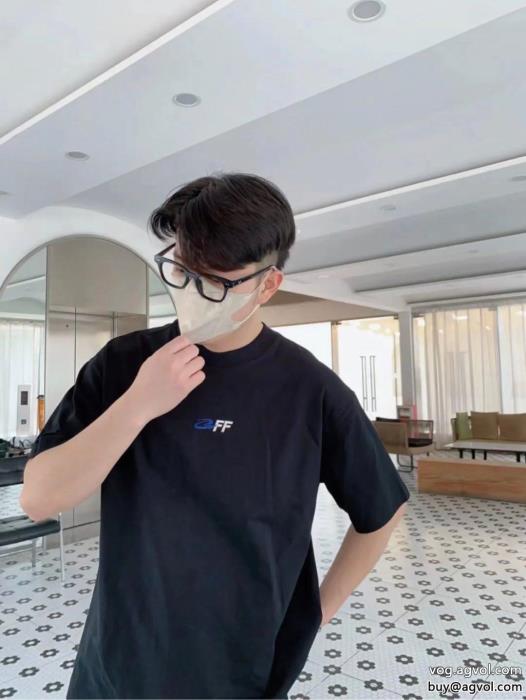 半袖Tシャツリッチな印象に大好評オフホワイトブランド アクセサリー 激安_0_4