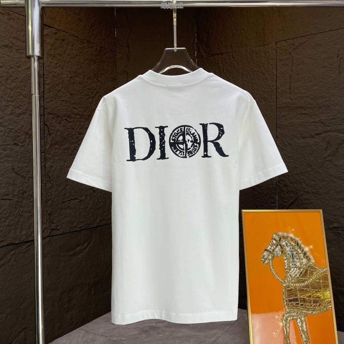 ディオール存在感は抜群軽やかな素材感半袖Tシャツブランド コピー 優良_0_3
