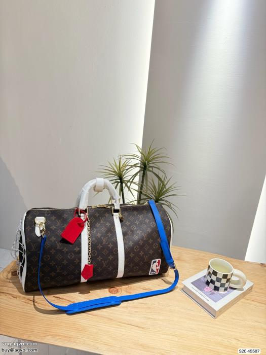 ブランド コピー  人気商品再入荷ストリートを感じさせるLOUIS VUITTON旅行バッグ_0_4