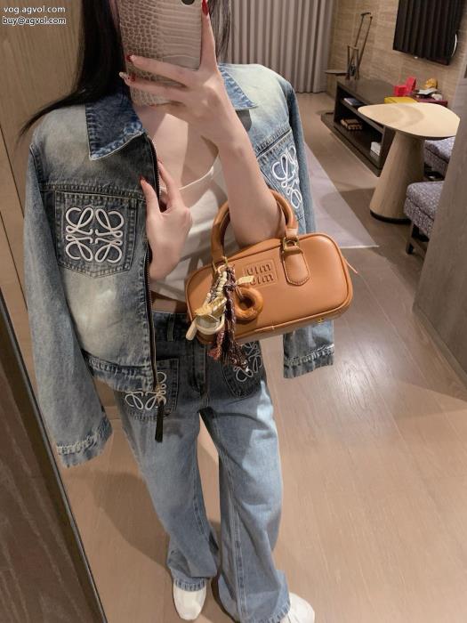 LOEWEコート2025秋冬大人気機能性が素晴らしい偽物 ブランド 激安_2_2