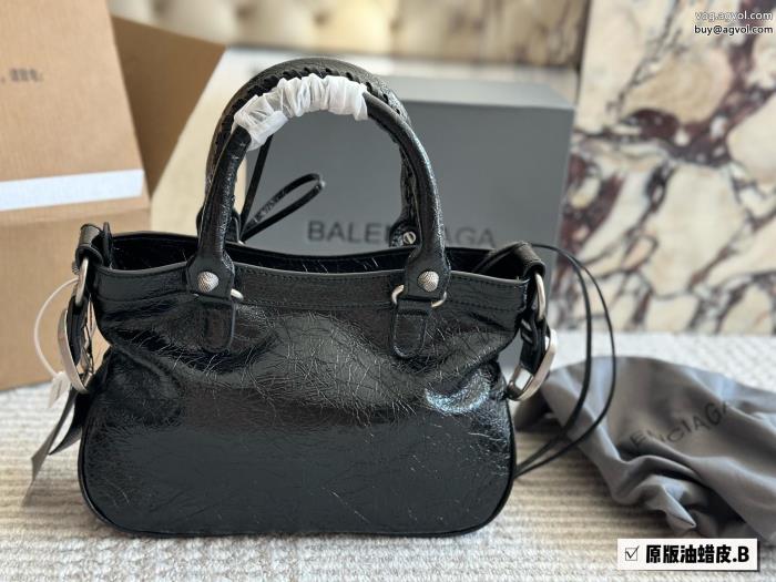 balenciagaバッグブランド コピー ショップ流行の最前線在庫希少_0_3