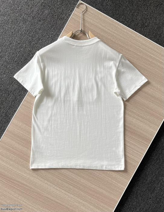 2025年秋限定 永遠の定番先取り秋冬限定新作偽 ブランド 購入半袖TシャツPRADA_0_4