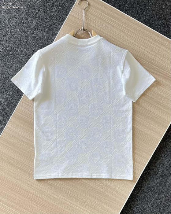 ヴェルサーチブランド 激安秋冬の流行りトップス爆発的人気半袖Tシャツ_0_1