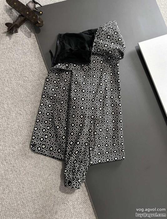 大人OK2025SSアイドル着用コートブランド 偽物 激安balenciaga_0_2