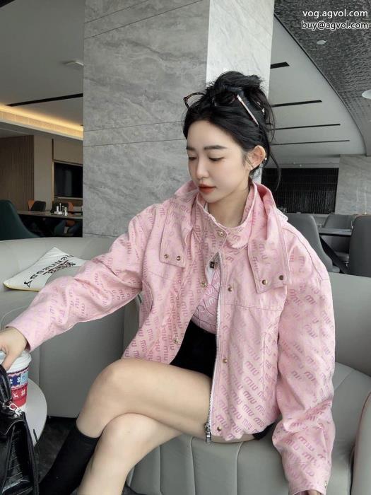 オトナの余裕この冬絶対欲しいMIUMIUコートスーパー コピー 販売_0_2