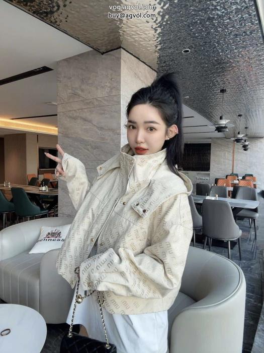 オトナの余裕この冬絶対欲しいMIUMIUコートスーパー コピー 販売_0_3
