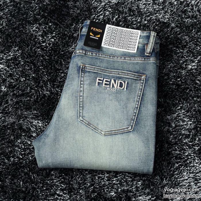 FENDIジーンズ清涼感秋先に注目を集める偽 ブランド 販売_0_2