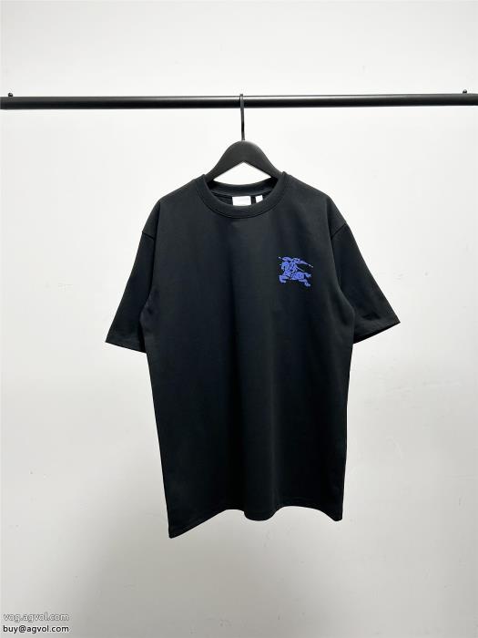 BURBERRY最高級ランク一気にトレンド感満載な着こなし偽 ブランド半袖Tシャツ_0_1