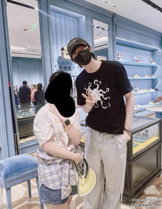ブランド 通販ロエベ半袖Tシャツ超稀少2025SSコレクションに新着_0_1