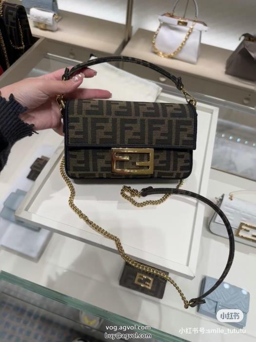 人気沸騰中注目の一品フェンディバッグスーパー コピー 通販 優良_0_5
