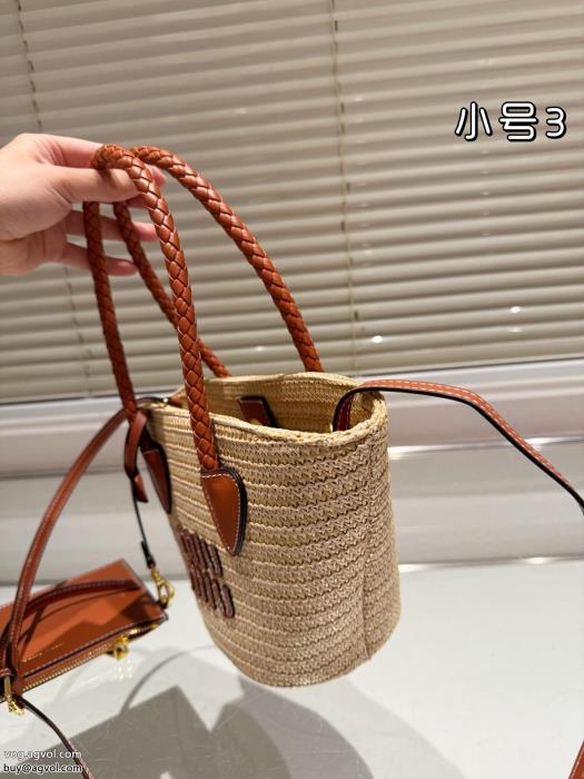 ブランド 偽物 通販バッグMIUMIU発表の新作モデル23SS秋冬新作　VIPSALE_0_1