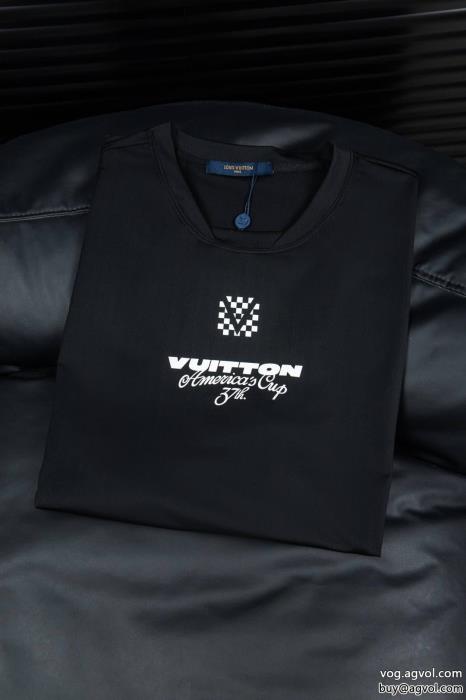 半袖TシャツLOUIS VUITTONブランド 通販 激安秋冬を感じさせる知的な雰囲気冬着物_0_1