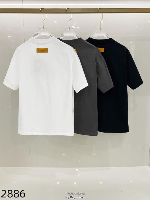 大人の色気を印象に大人かっこいい半袖Tシャツ偽物 ブランド 激安LOUIS VUITTON_0_4