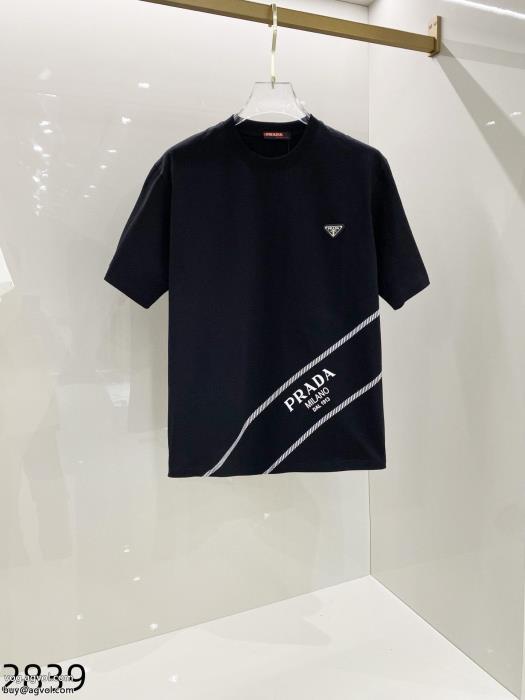 半袖Tシャツファッション感が急上昇！快適な着心地PRADA偽物 ブランド 販売_0_3
