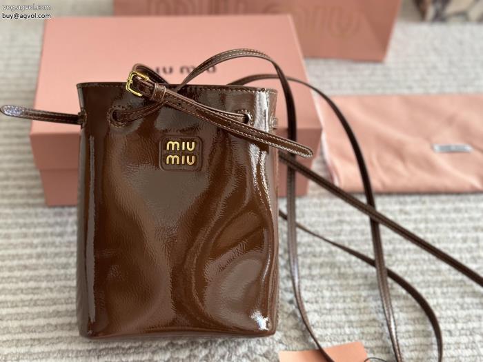 MIUMIUバッグ最安価格新品完売必須　限定SALEブランド 通販_0_1