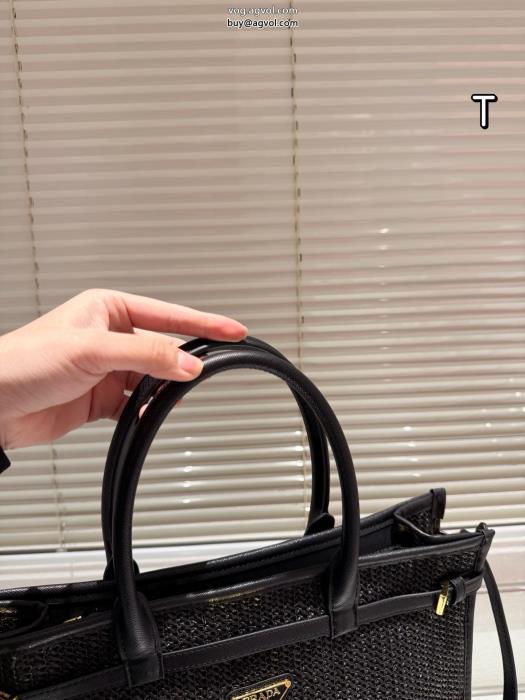 バッグPRADAコピー 通販爆発的人気オシャレ度がアップ早い者勝ち_0_3